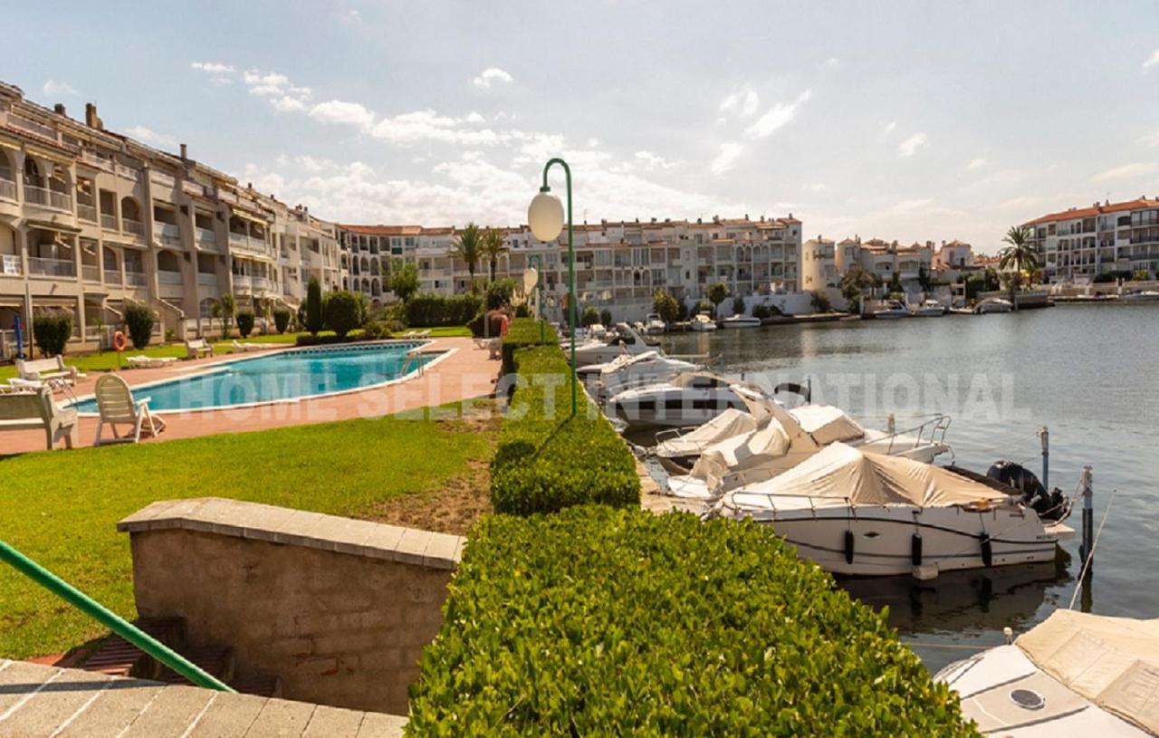 1005 Apartamento Con Vistas Al Lago San Maurici By Homeselectspain Empuriabrava Exteriör bild