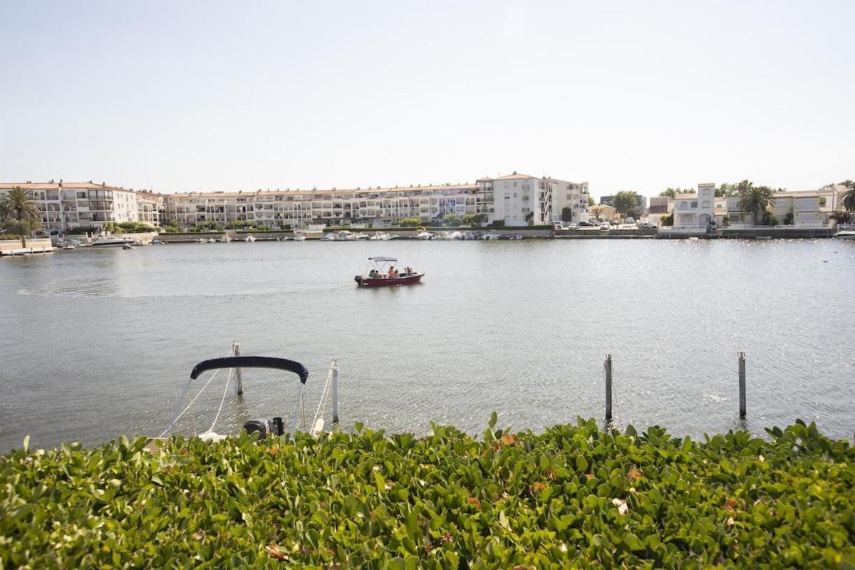 1005 Apartamento Con Vistas Al Lago San Maurici By Homeselectspain Empuriabrava Exteriör bild