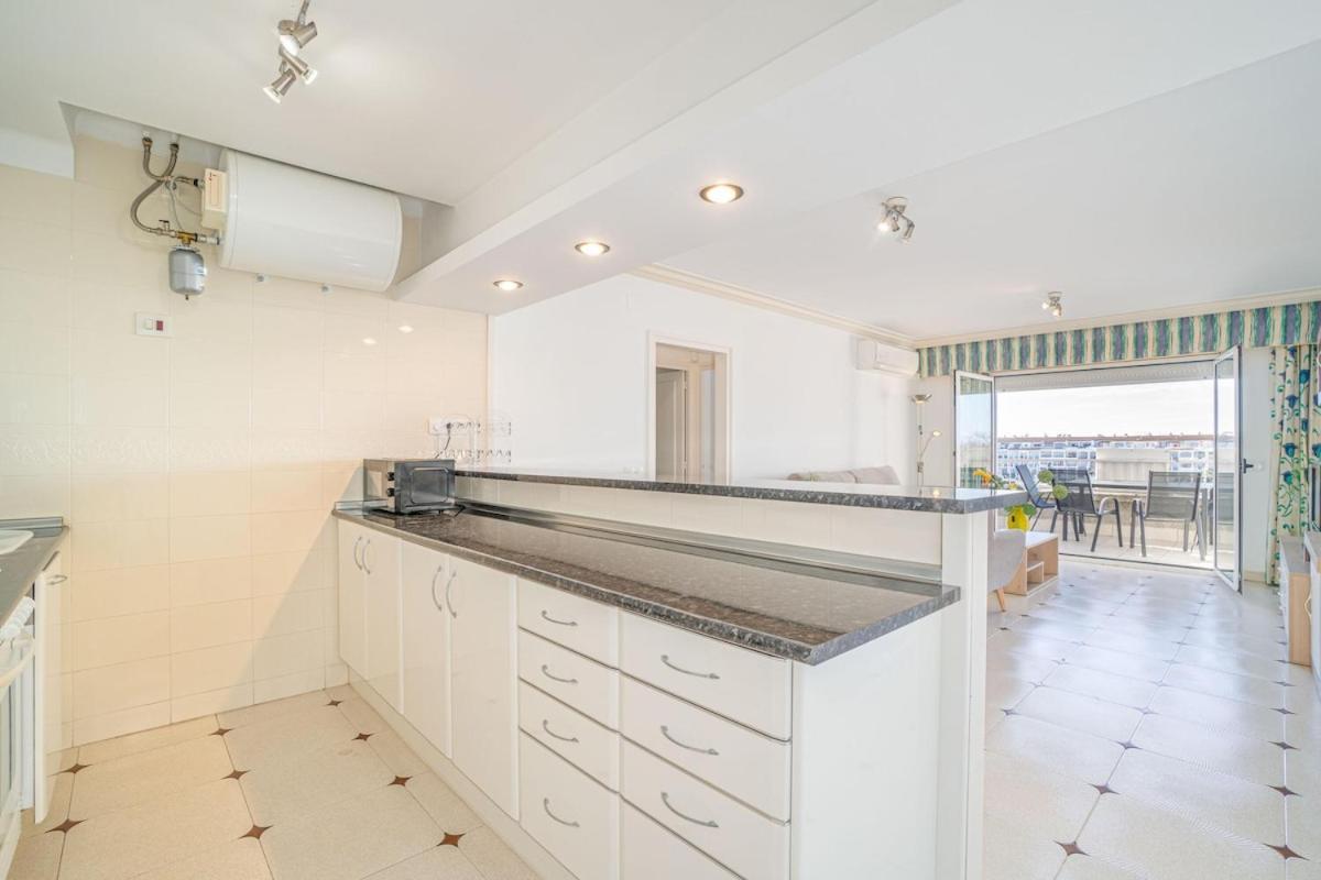 1005 Apartamento Con Vistas Al Lago San Maurici By Homeselectspain Empuriabrava Exteriör bild